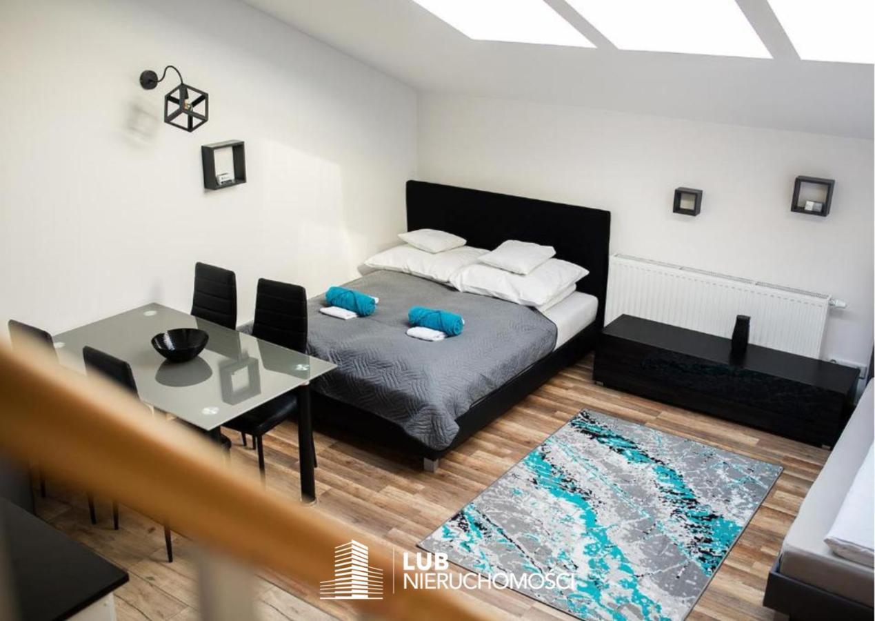 Apartament Manhattan Mielec Eksteriør bilde
