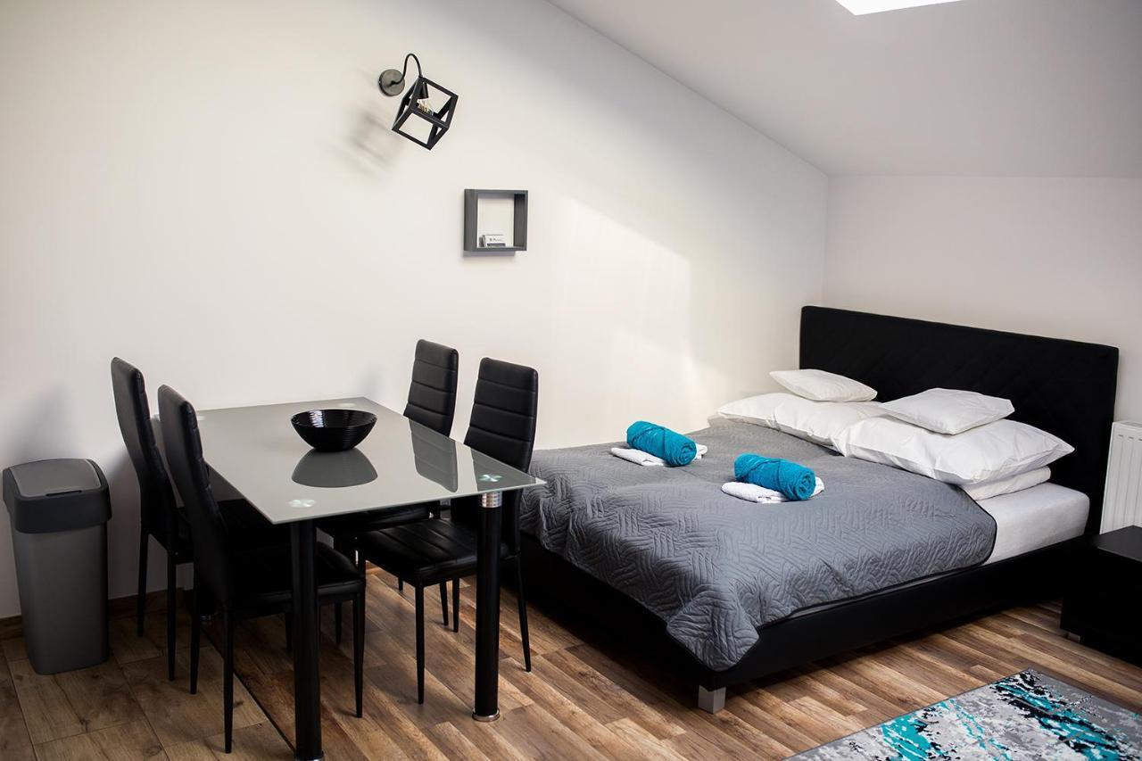 Apartament Manhattan Mielec Eksteriør bilde